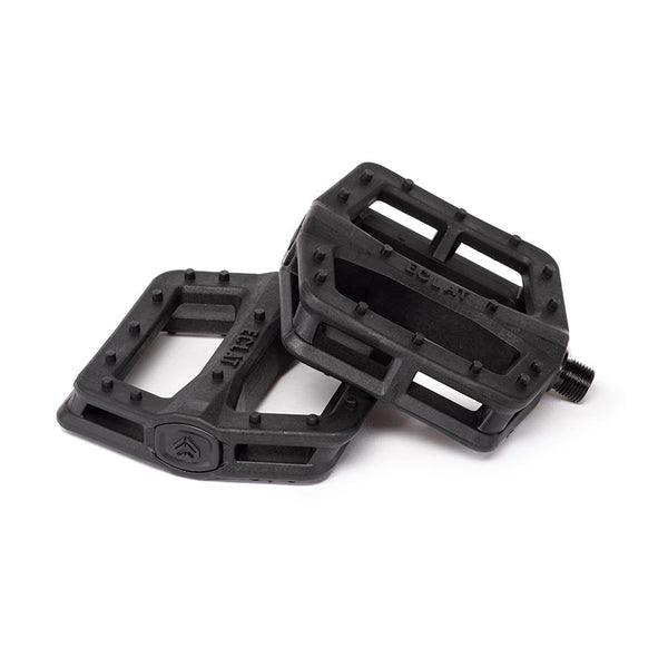 Eclat Centric Platform Pedals Body: Nylon Spindle: Cr-Mo 9/16 Black Pair